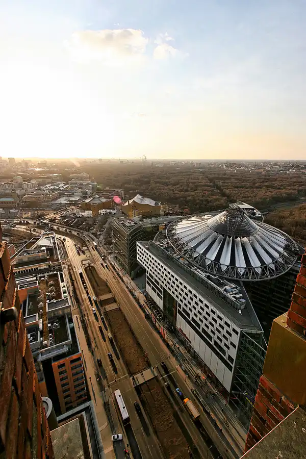 015 | 2006 | Berlin | Blick vom Kollhoff-Tower | © carsten riede fotografie