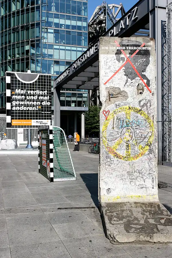 105 | 2006 | Berlin | Potsdamer Platz | © carsten riede fotografie