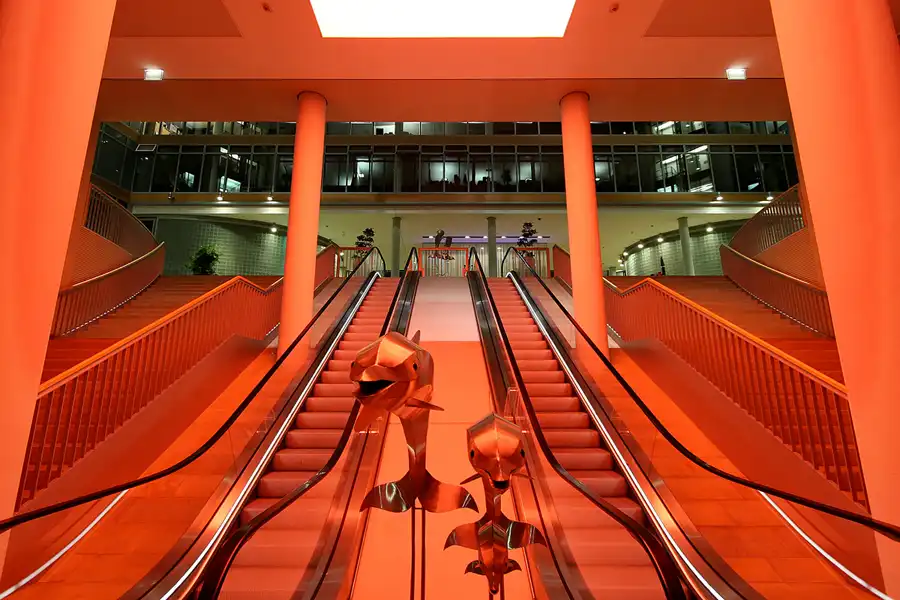 168 | 2006 | Berlin | DomAquarée | © carsten riede fotografie