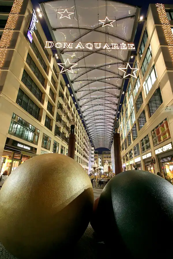 169 | 2006 | Berlin | DomAquarée | © carsten riede fotografie