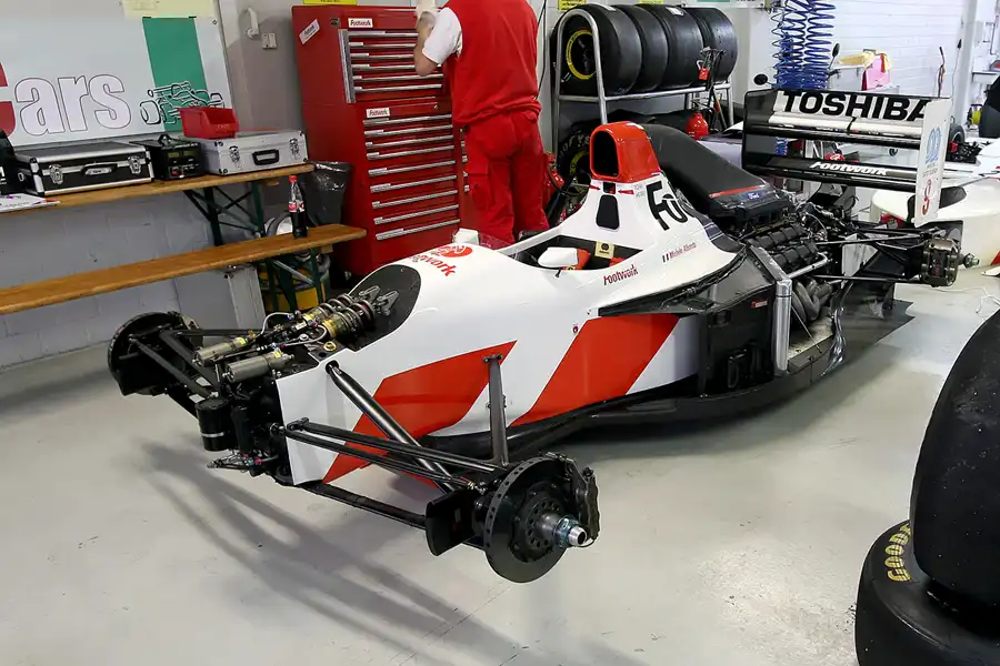 168 | 2006 | Jim Clark Revival Hockenheim | Interrace Historic Formula Team | Footwork-Cosworth FA13 | © carsten riede fotografie