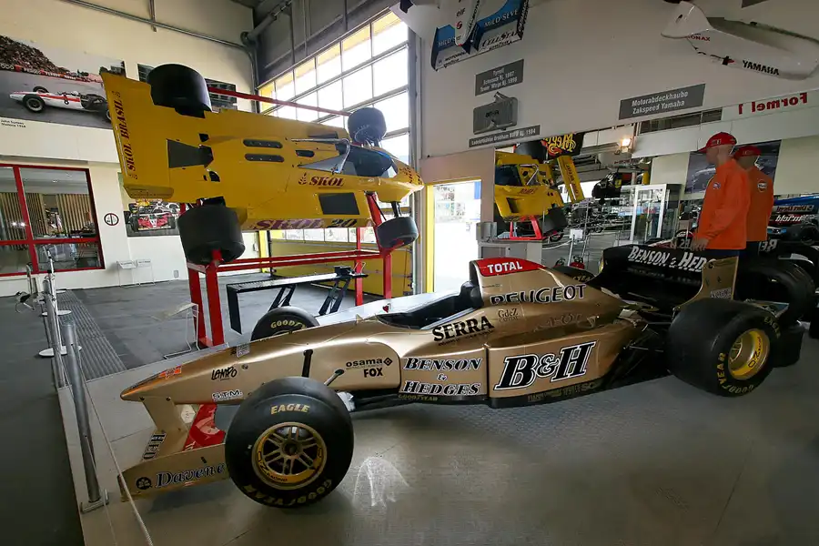 058 | 2006 | Sinsheim | Auto und Technik Museum | Jordan-Peugeot 196 | © carsten riede fotografie