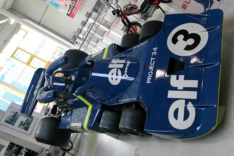 071 | 2006 | Sinsheim | Auto und Technik Museum | Tyrrell-Cosworth P34 | © carsten riede fotografie