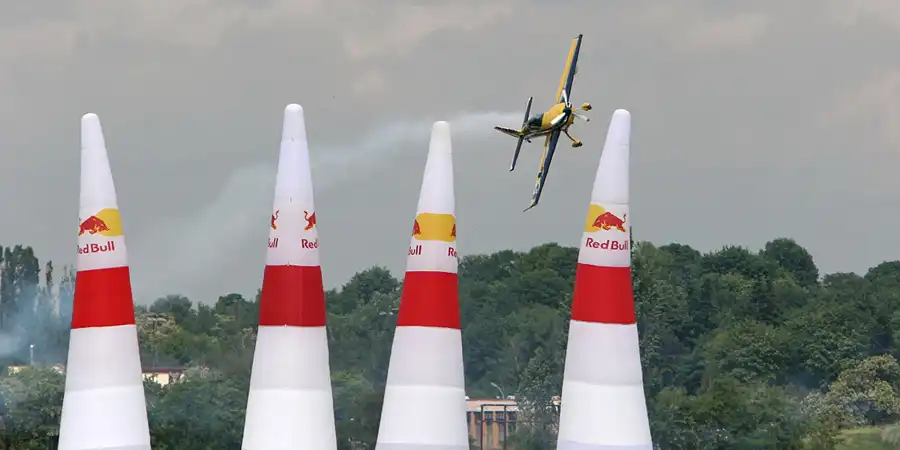 058 | 2006 | Berlin | Red Bull Air Race | © carsten riede fotografie