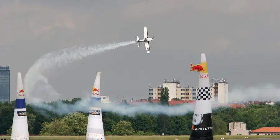 063 | 2006 | Berlin | Red Bull Air Race | © carsten riede fotografie