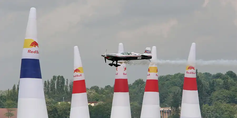 068 | 2006 | Berlin | Red Bull Air Race | © carsten riede fotografie