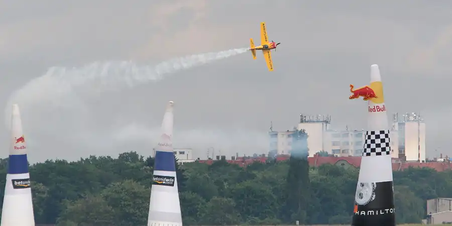 072 | 2006 | Berlin | Red Bull Air Race | © carsten riede fotografie