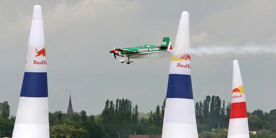 079 | 2006 | Berlin | Red Bull Air Race | © carsten riede fotografie