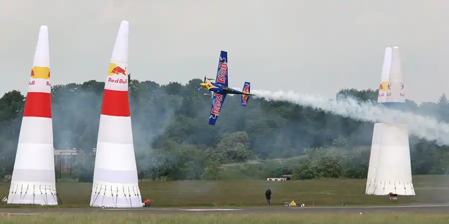 089 | 2006 | Berlin | Red Bull Air Race | © carsten riede fotografie