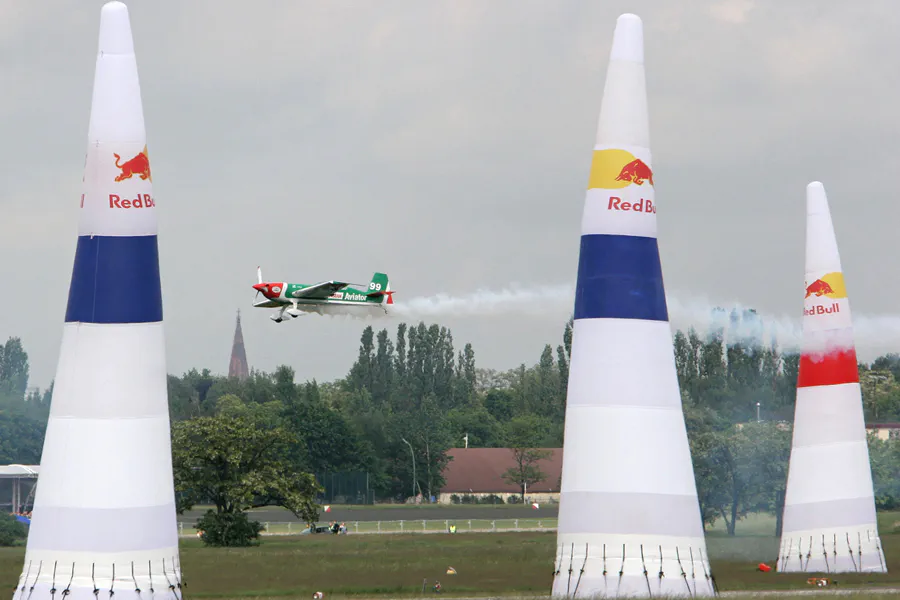 008 | 2006 | Berlin | Red Bull Air Race | © carsten riede fotografie