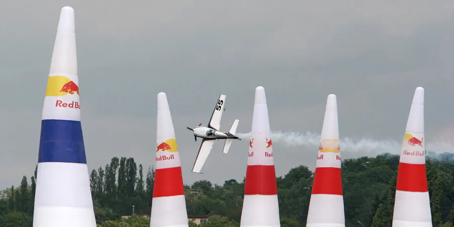 027 | 2006 | Berlin | Red Bull Air Race | © carsten riede fotografie