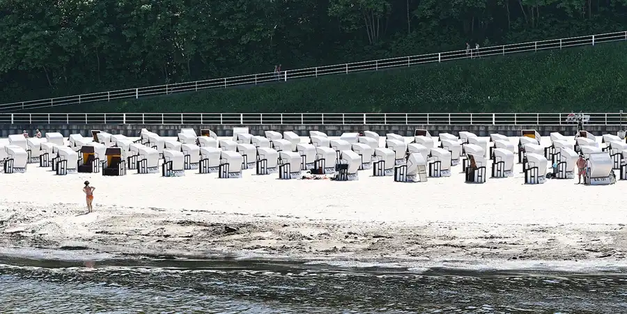 085 | 2006 | Ostseebad Sellin | © carsten riede fotografie