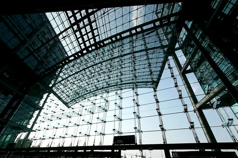 010 | 2006 | Berlin | Hauptbahnhof | © carsten riede fotografie