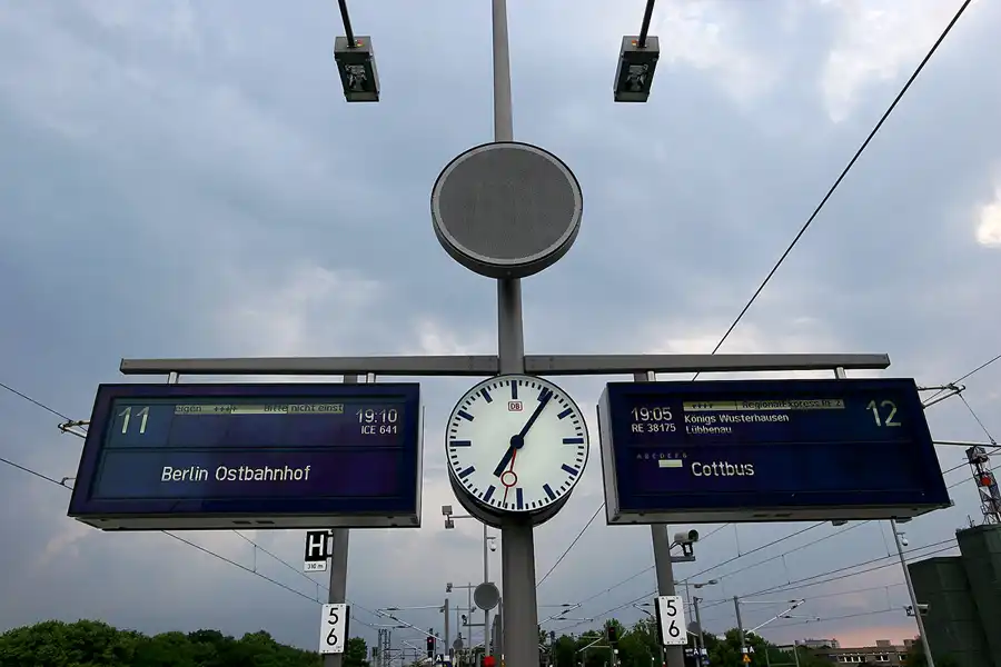 027 | 2006 | Berlin | Hauptbahnhof | © carsten riede fotografie