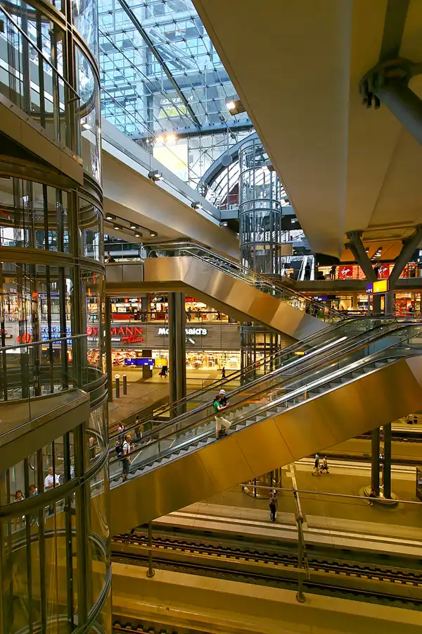 046 | 2006 | Berlin | Hauptbahnhof | © carsten riede fotografie