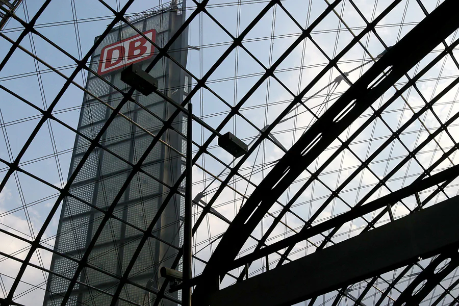 019 | 2006 | Berlin | Hauptbahnhof | © carsten riede fotografie