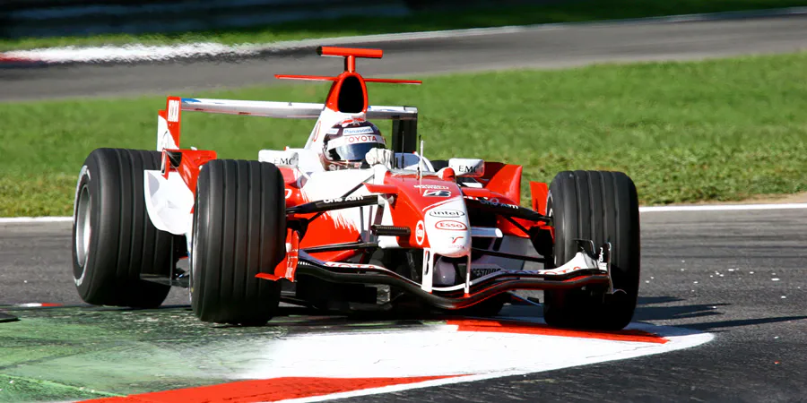 108 | 2006 | Monza | Toyota TF106B | Jarno Trulli | © carsten riede fotografie