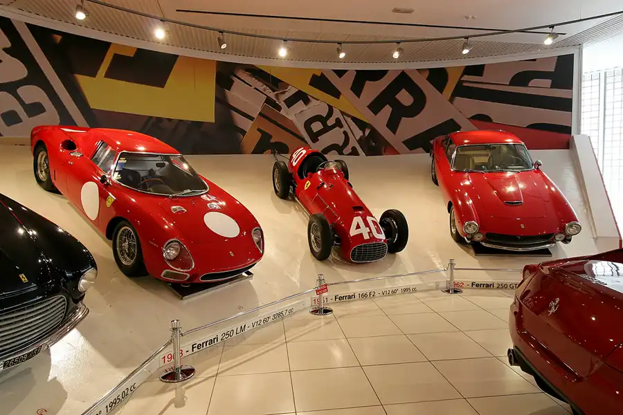 028 | 2006 | Maranello | Galleria Ferrari | © carsten riede fotografie