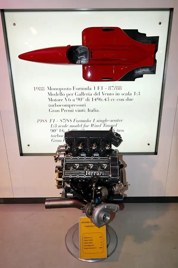 043 | 2006 | Maranello | Galleria Ferrari | Ferrari F1/87/88C | © carsten riede fotografie