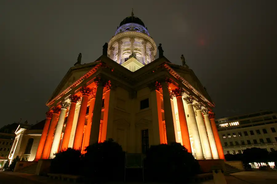 034 | 2006 | Berlin | Festival Of Lights | Gendarmenmarkt | © carsten riede fotografie