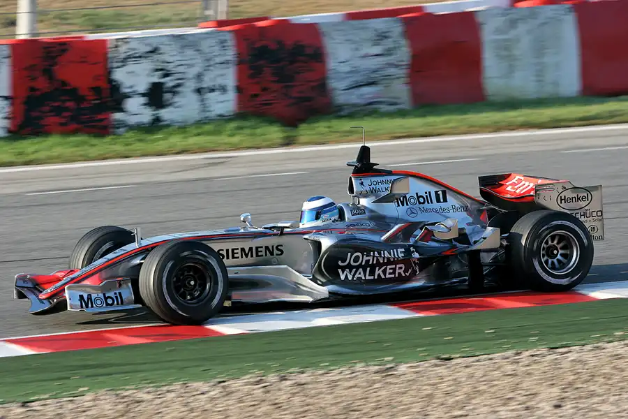 047 | 2006 | Barcelona | McLaren-Mercedes Benz MP4-21 | Mika Hakkinen | © carsten riede fotografie