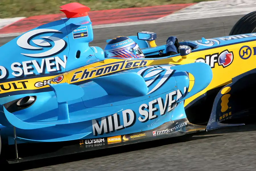 087 | 2006 | Barcelona | Renault R26 Hybrid | Heikki Kovalainen | © carsten riede fotografie