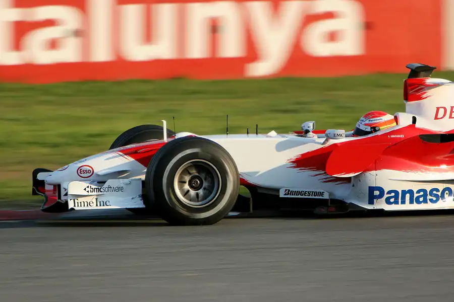 116 | 2006 | Barcelona | Toyota TF106B | Kamui Kobayashi | © carsten riede fotografie