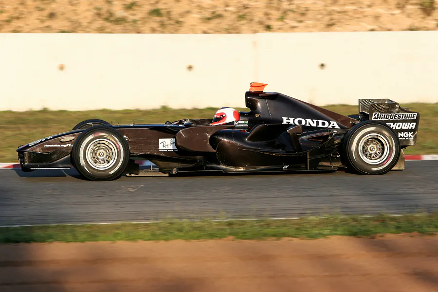 035 | 2006 | Barcelona | Honda RA106 | Rubens Barrichello | © carsten riede fotografie