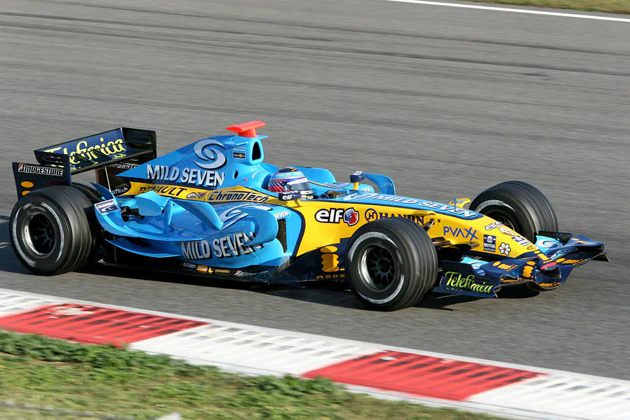 088 | 2006 | Barcelona | Renault R26 Hybrid | Heikki Kovalainen | © carsten riede fotografie