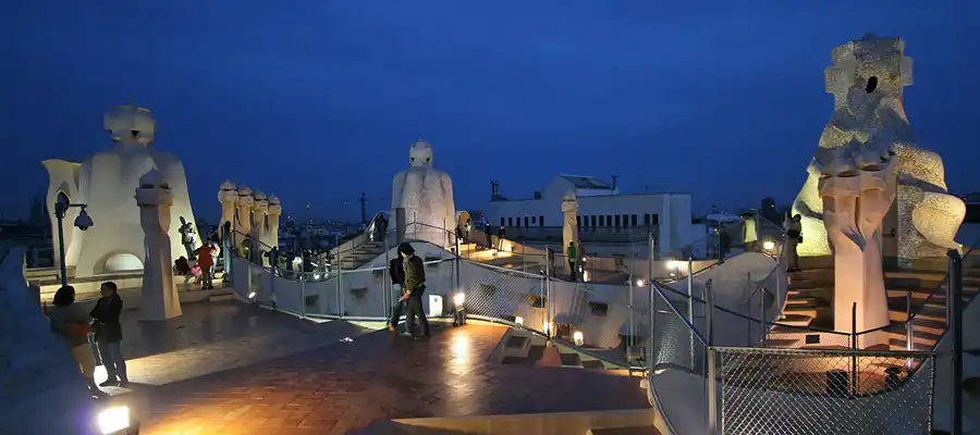 018 | 2006 | Barcelona | Casa Mila – La Pedrera (Gaudi) | © carsten riede fotografie