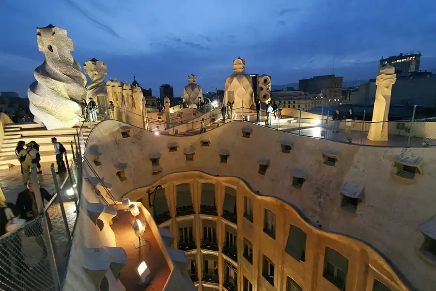 024 | 2006 | Barcelona | Casa Mila – La Pedrera (Gaudi) | © carsten riede fotografie