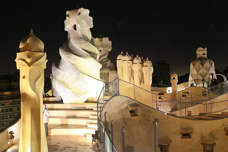 033 | 2006 | Barcelona | Casa Mila – La Pedrera (Gaudi) | © carsten riede fotografie