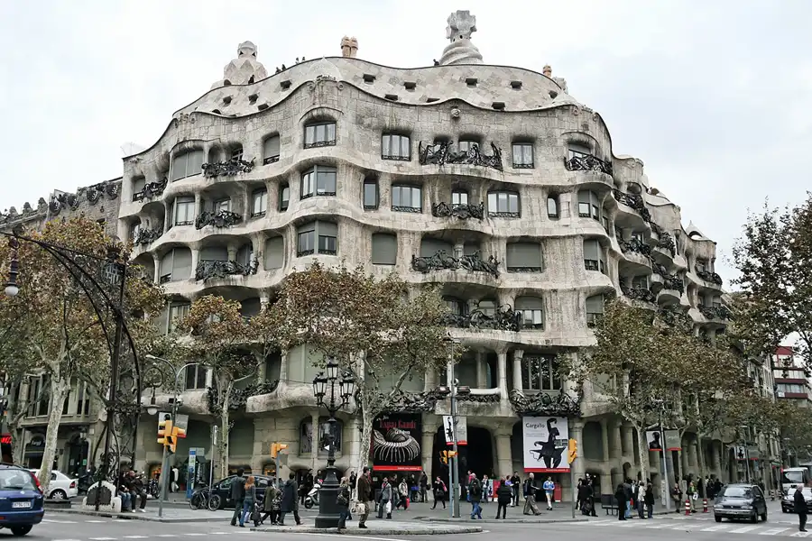 044 | 2006 | Barcelona | Casa Mila – La Pedrera (Gaudi) | © carsten riede fotografie