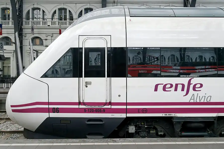 073 | 2006 | Barcelona | Estacio de Franca | © carsten riede fotografie