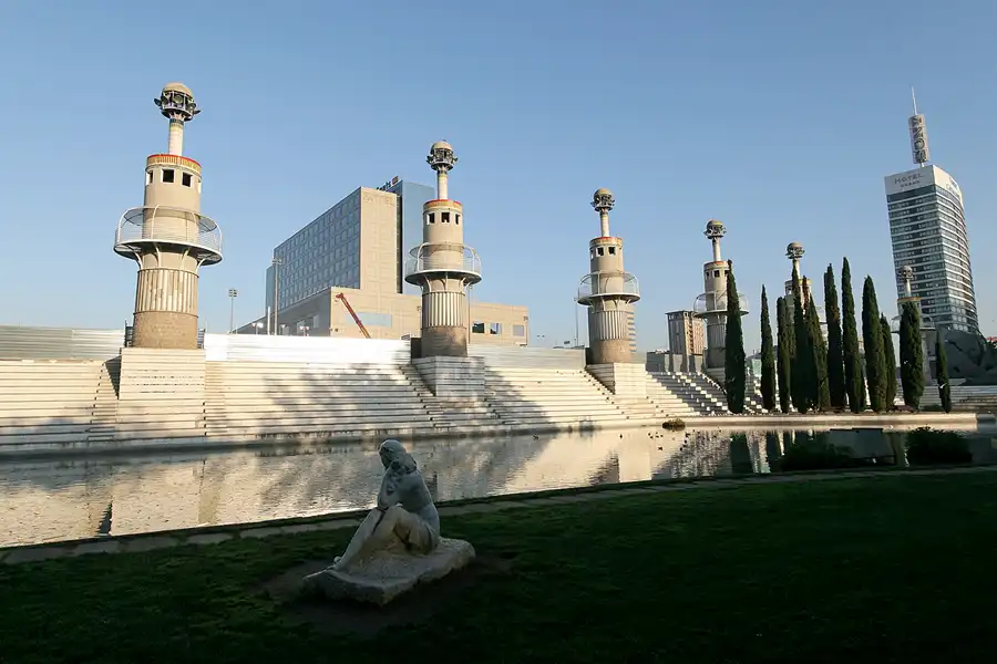 091 | 2006 | Barcelona | Parc De L`Espanya Industrial  | © carsten riede fotografie