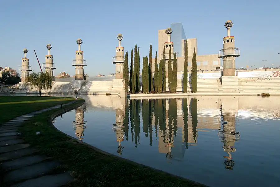 093 | 2006 | Barcelona | Parc De L`Espanya Industrial  | © carsten riede fotografie