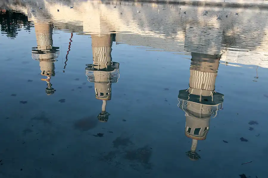 094 | 2006 | Barcelona | Parc De L`Espanya Industrial | © carsten riede fotografie