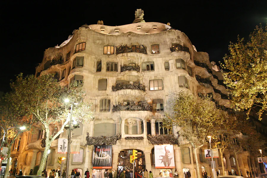011 | 2006 | Barcelona | Casa Mila – La Pedrera (Gaudi) | © carsten riede fotografie