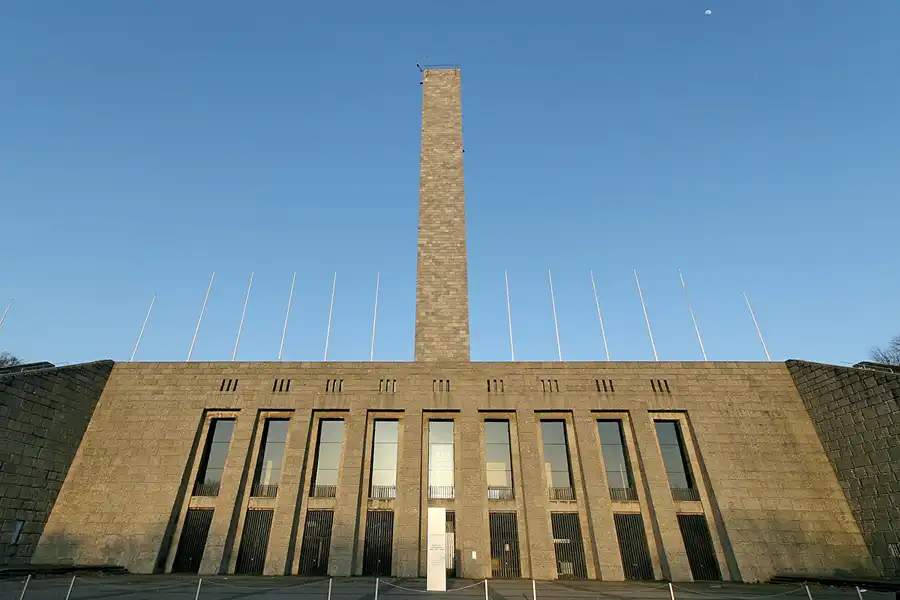 071 | 2007 | Berlin | Glockenturm am Olympiastadion | © carsten riede fotografie