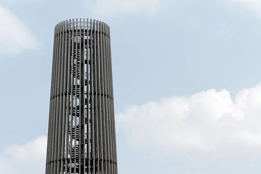 120 | 2007 | Zwenkau | Bistumshöhe | © carsten riede fotografie