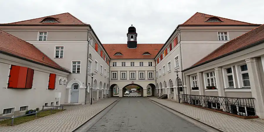 126 | 2007 | Zschornewitz | Werkssiedlung | © carsten riede fotografie