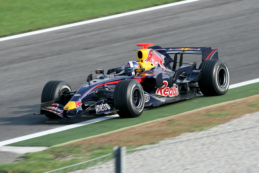 055 | 2007 | Monza | Red Bull-Renault RB3 | David Coulthard | © carsten riede fotografie
