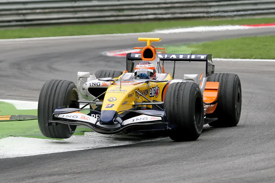 075 | 2007 | Monza | Renault R27 | Heikki Kovalainen | © carsten riede fotografie