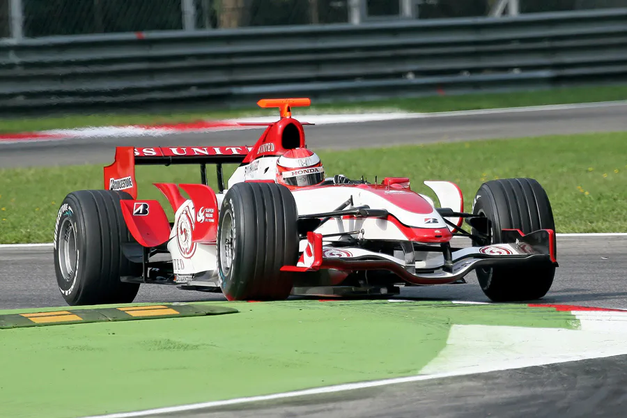 102 | 2007 | Monza | Super Aguri-Honda SA07 | James Rossiter | © carsten riede fotografie