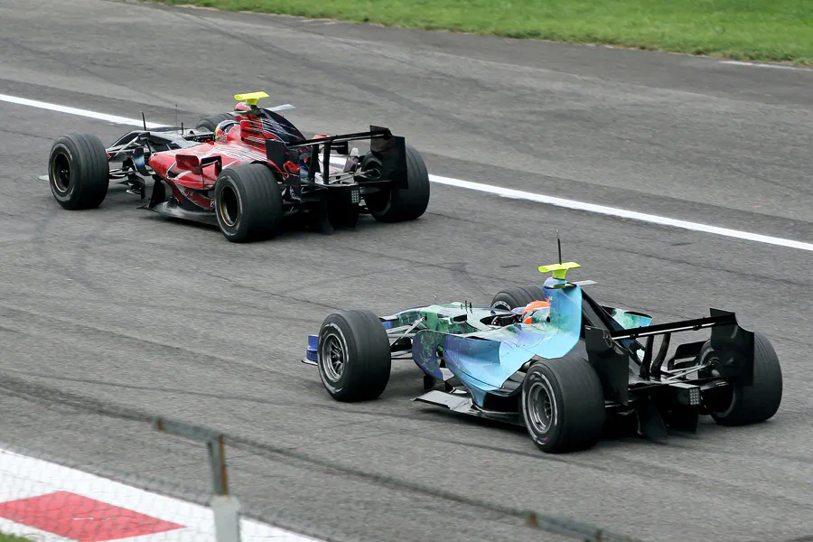 134 | 2007 | Monza | Toro Rosso-Ferrari STR2 | Sebastian Vettel + Honda RA107 | Christian Klien | © carsten riede fotografie