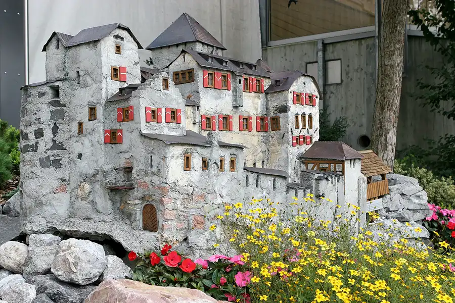 098 | 2007 | Vaduz | © carsten riede fotografie