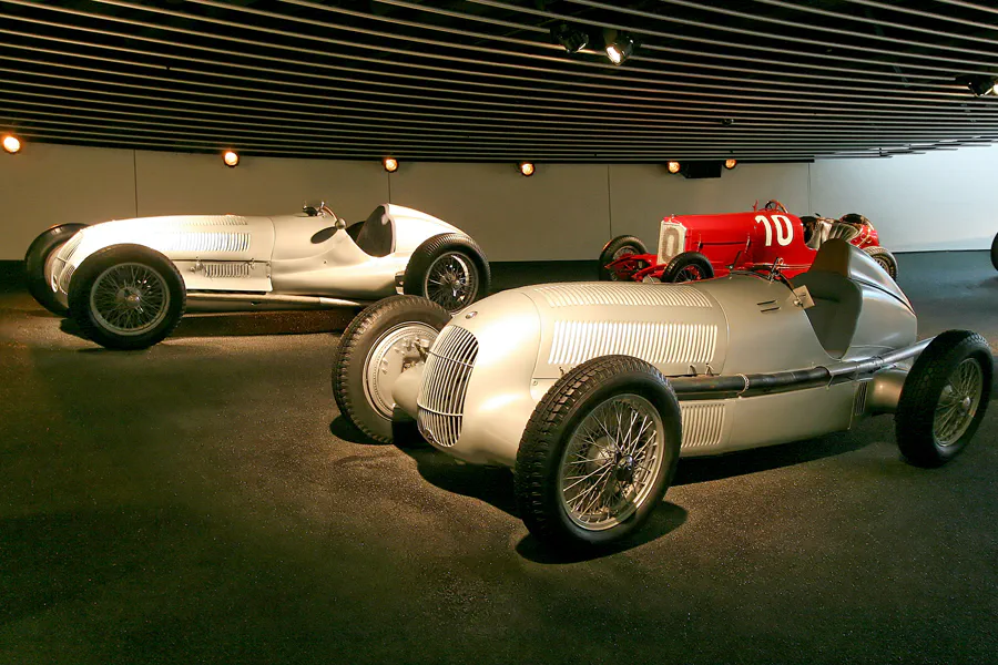 033 | 2007 | Stuttgart | Mercedes Benz Museum | © carsten riede fotografie