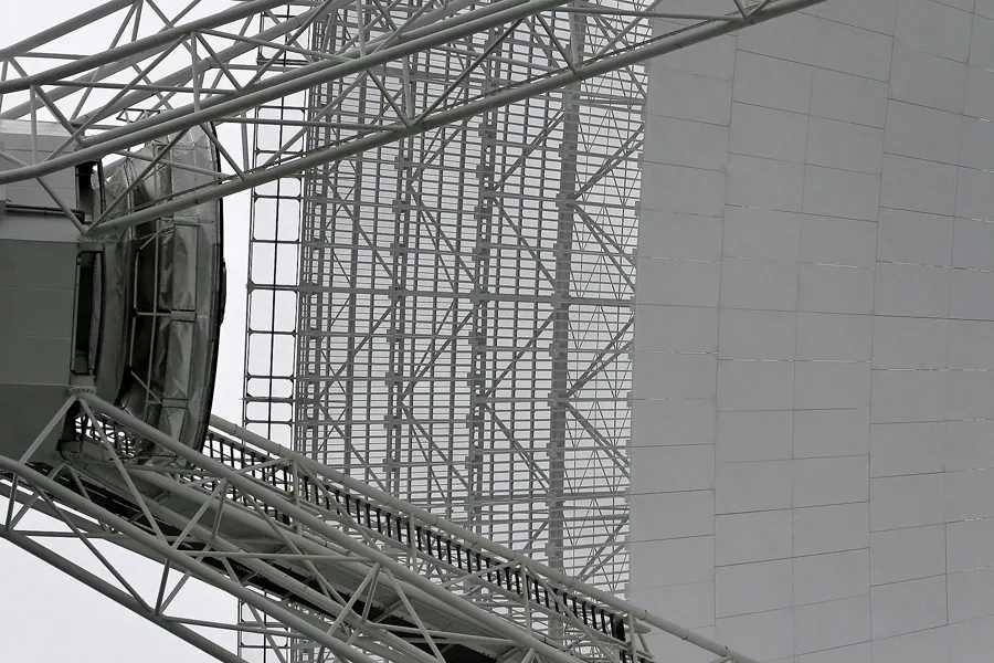 013 | 2007 | Effelsberg | Radioteleskop – 100 Meter Durchmesser | © carsten riede fotografie