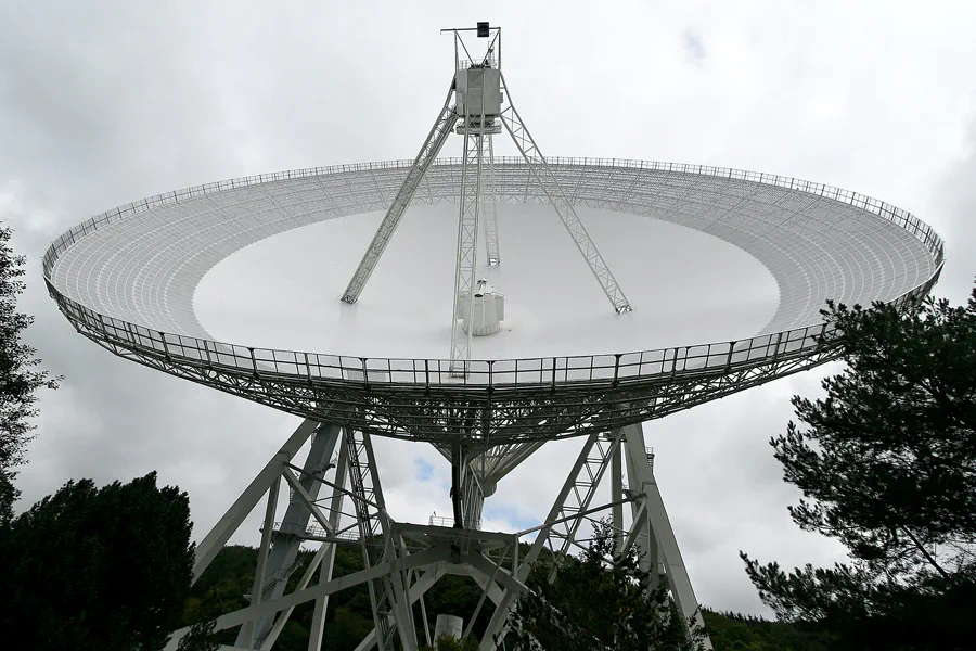 020 | 2007 | Effelsberg | Radioteleskop – 100 Meter Durchmesser | © carsten riede fotografie