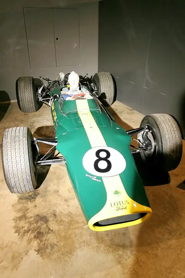 035 | 2007 | Stavelot | Abbaye De Stavelot – Musee Du Circuit De Spa-Francorchamps – Lotus-Cosworth 49 | © carsten riede fotografie